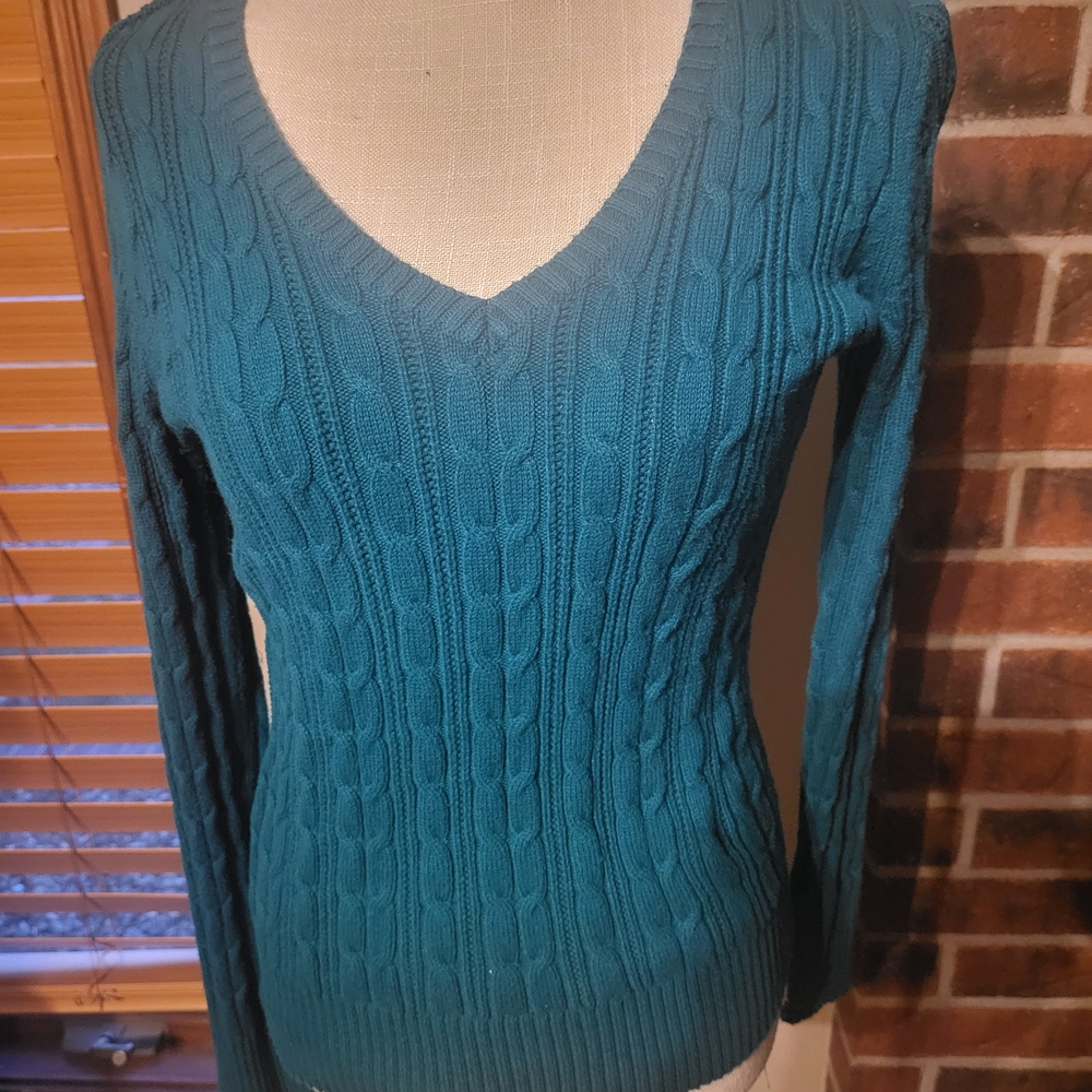 St. John's Bay Green Cable Knit V-Neck Sweater